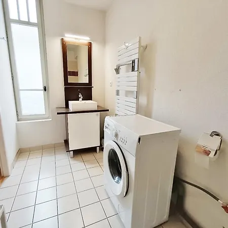 Apartment Il Etait Une Fois Luchon, T2, Centre Luchon, Wifi, Casier A Skis, Ascenseur, 4 Personnes